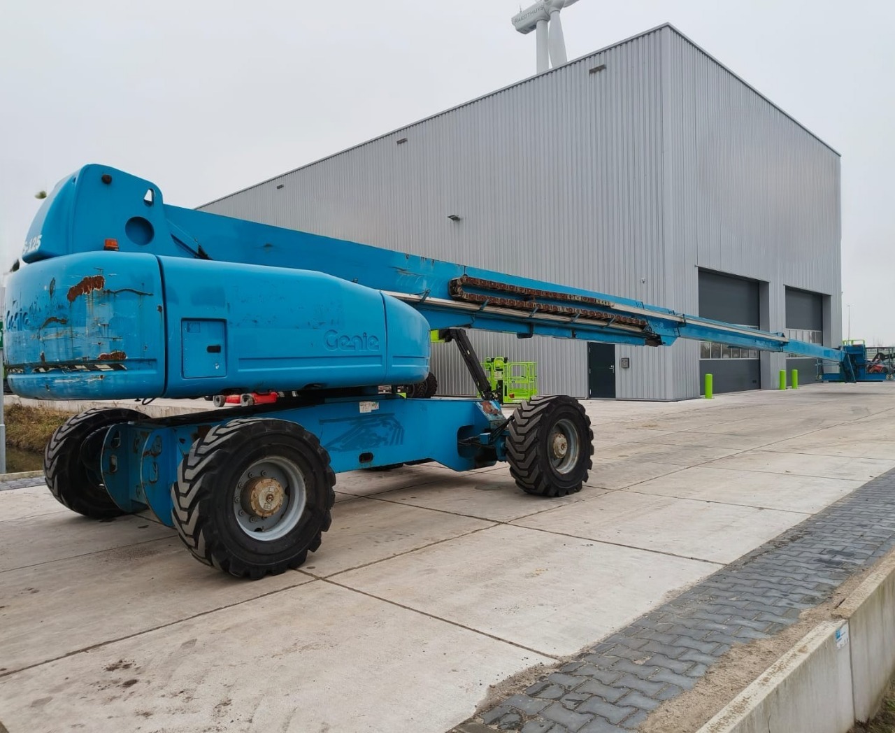 Sold - Articulated Boom Lift - View 2